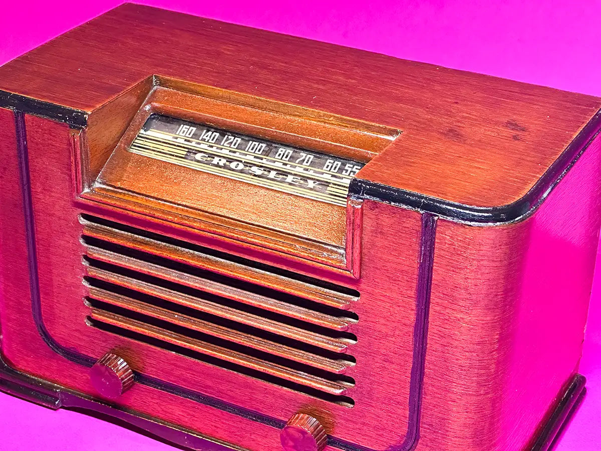 CROSLEY 56TY (1948) BLUETOOTH SPEAKER