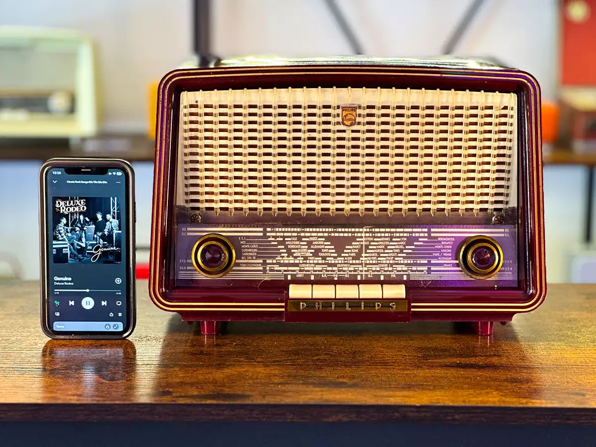 PHILIPS 41927 (1960) BLUETOOTH SPEAKER