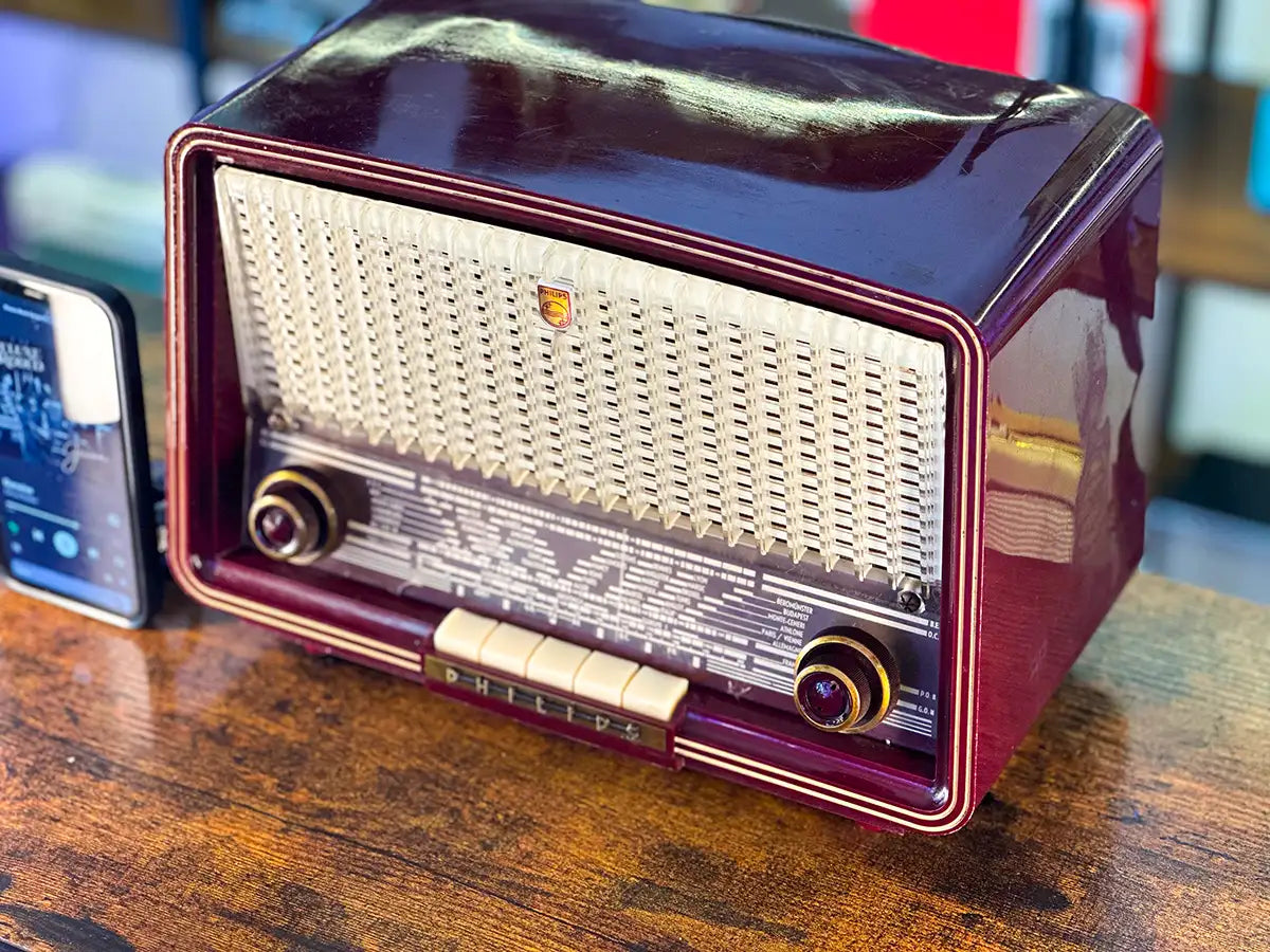 PHILIPS 41927 (1960) BLUETOOTH SPEAKER