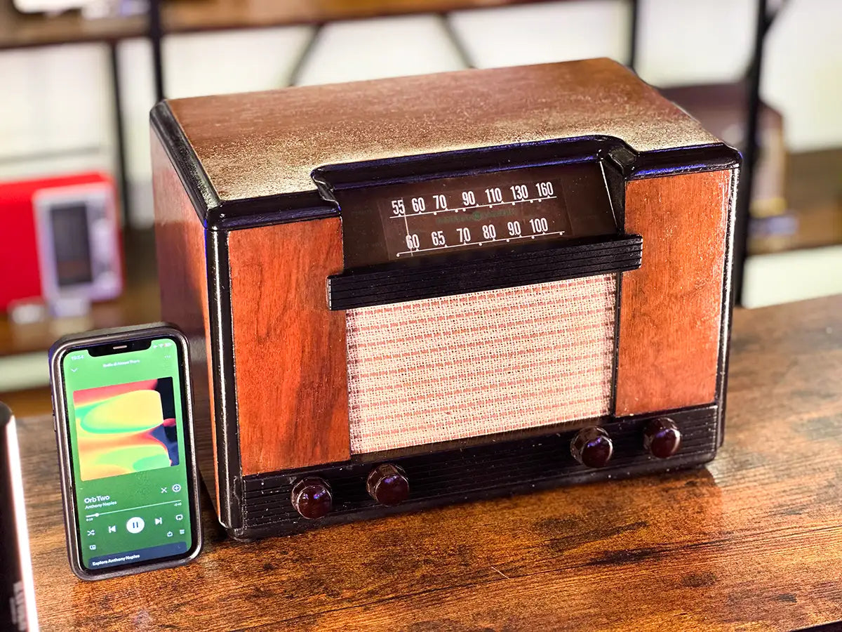 C57b GENERAL ELECTRIC C57B (1946) BLUETOOTH SPEAKER – Erwitt Radio