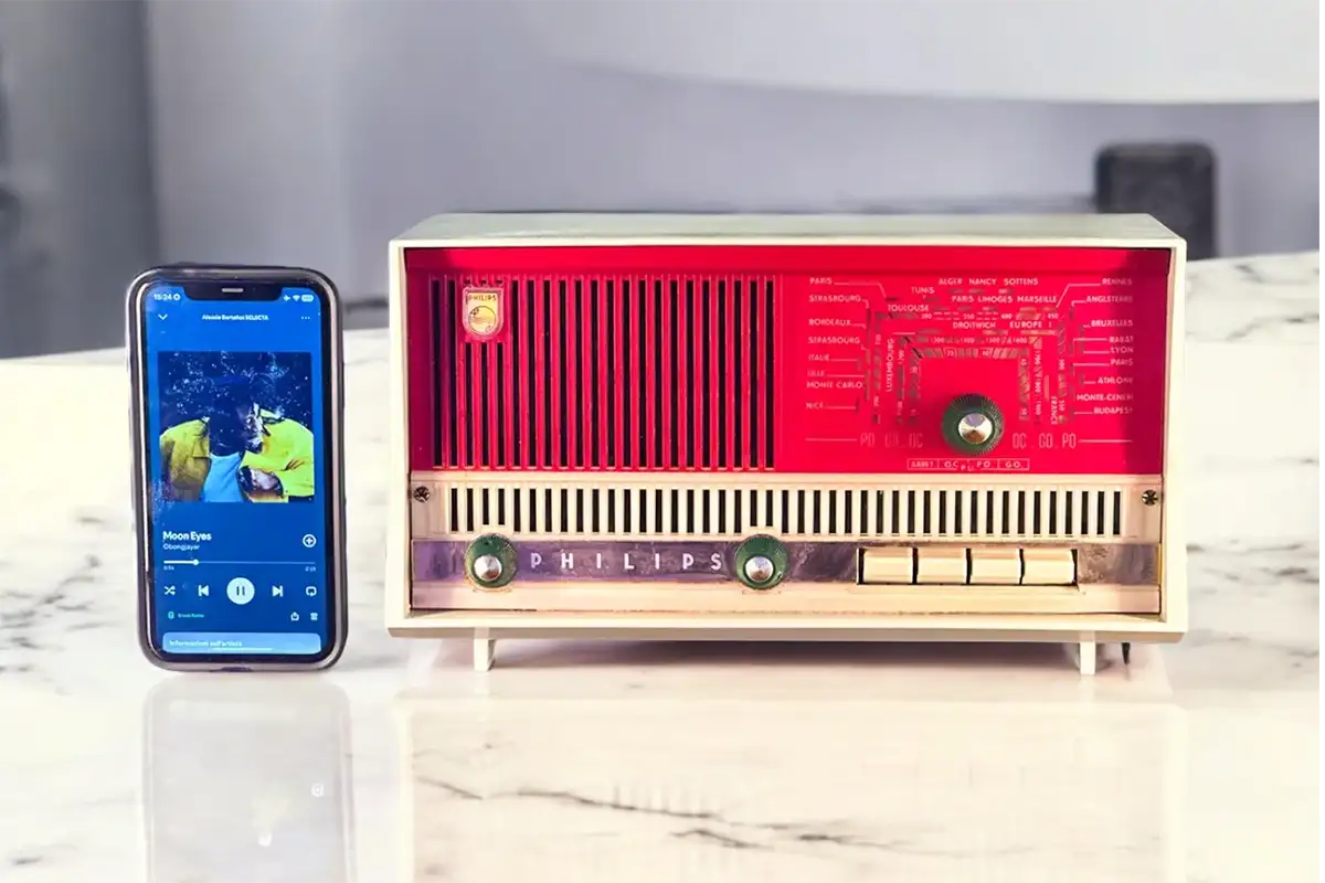 PHILIPS B2F90A (1960) BLUETOOTH SPEAKER