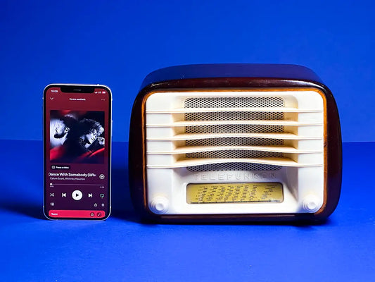 TELEFUNKEN MIGNONETTE BABY (1953) SPEAKER BLUETOOTH