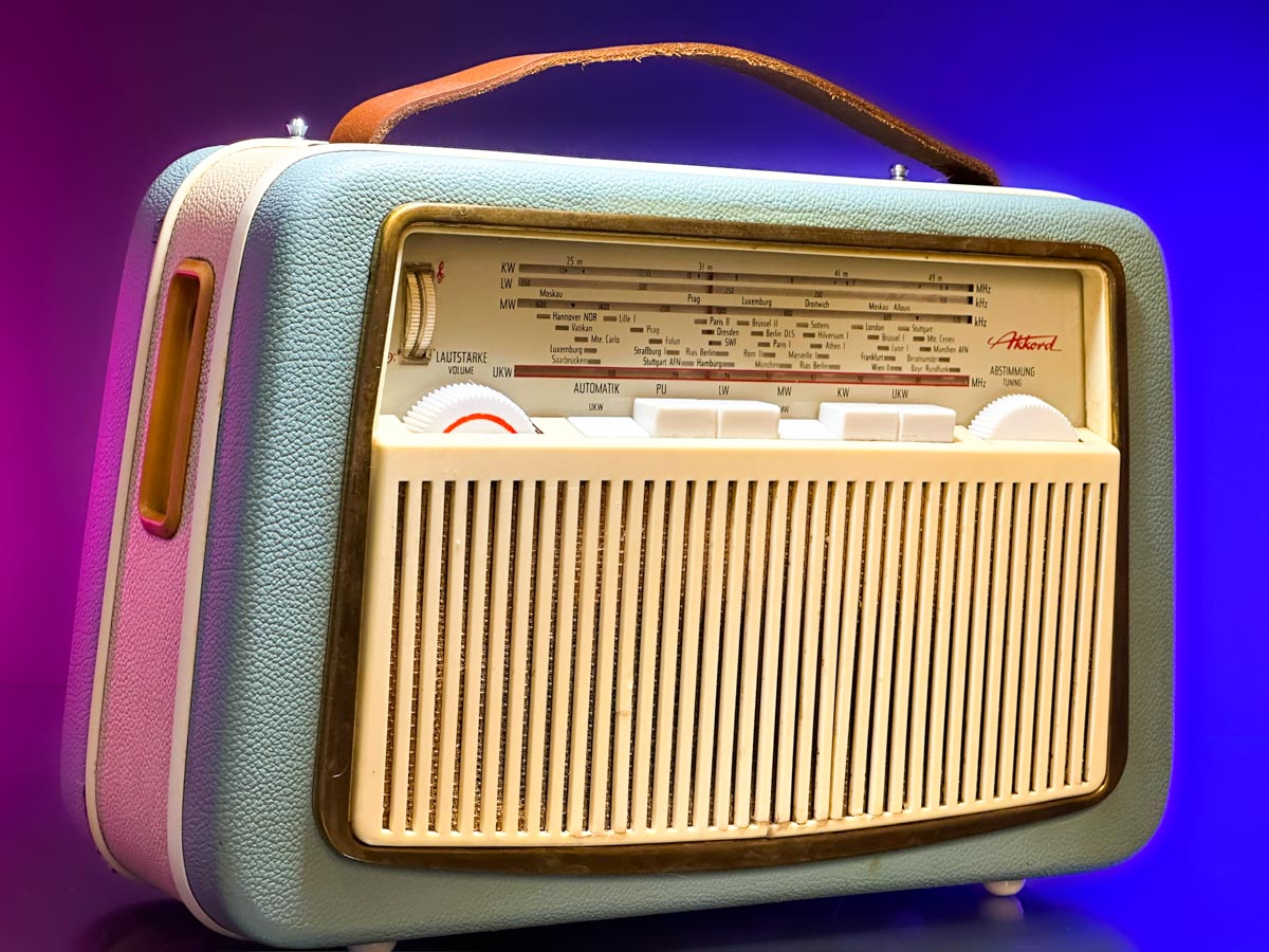 Akkord Pinguin U61 Portable Bluetooth Speaker from 1961 - Vintage