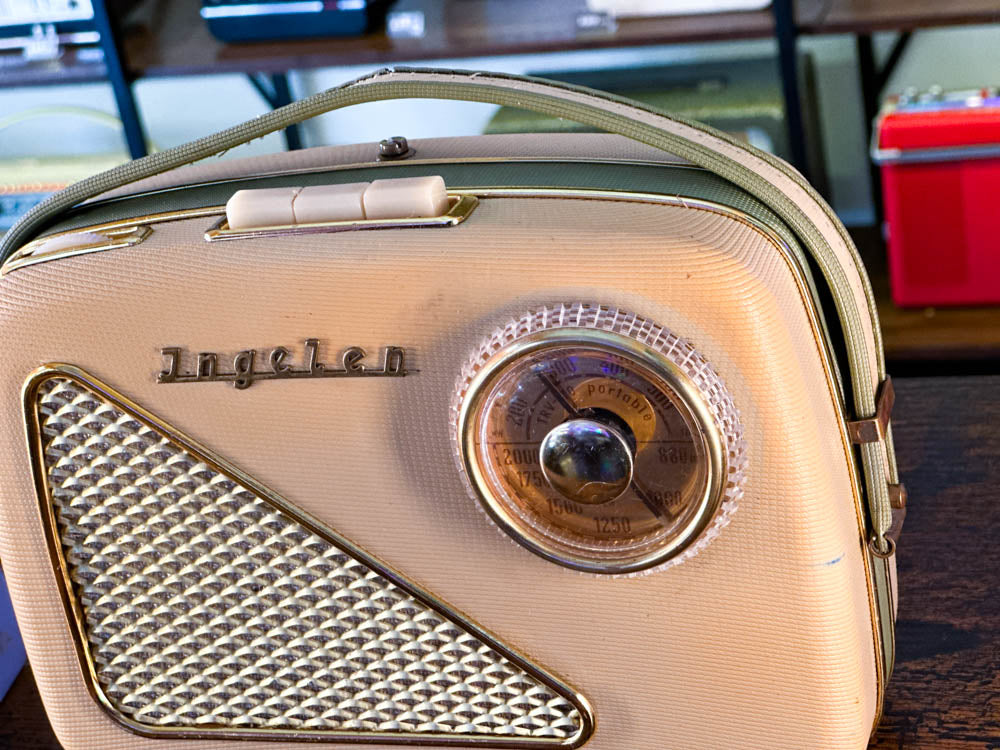 INGELEN TRV-100 B (1957) SPEAKER BLUETOOTH PORTATILE