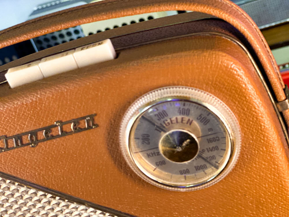 INGELEN TRV-100 (1957) ALTAVOZ BLUETOOTH PORTÁTIL