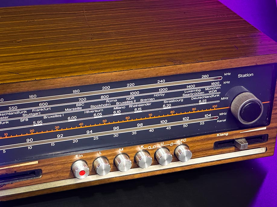 Manuale D'uso Telefunken Per Quadro Commutazione U 250 – Copia Multilingua - Foto 2