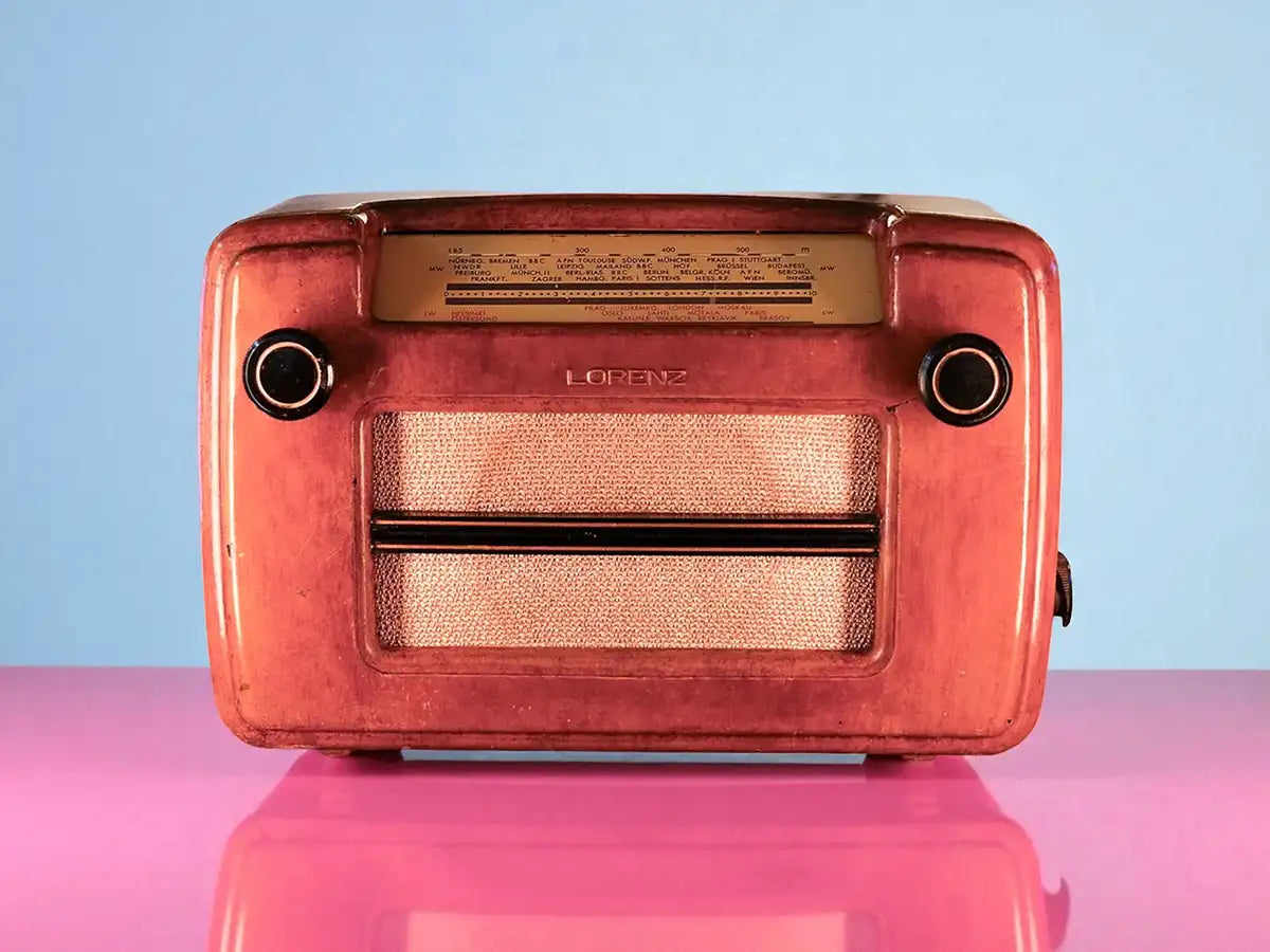 LORENZ STUTTGART S50 (1949) SPEAKER BLUETOOTH