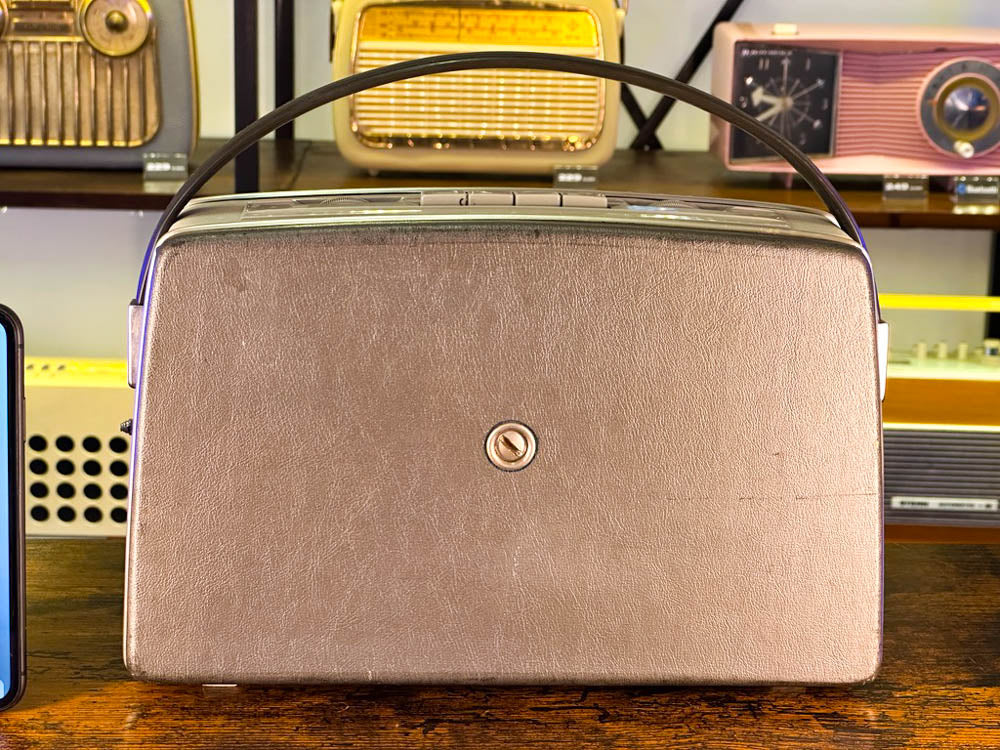 LOEWE-OPTA LORD (1961) SPEAKER BLUETOOTH PORTATILE