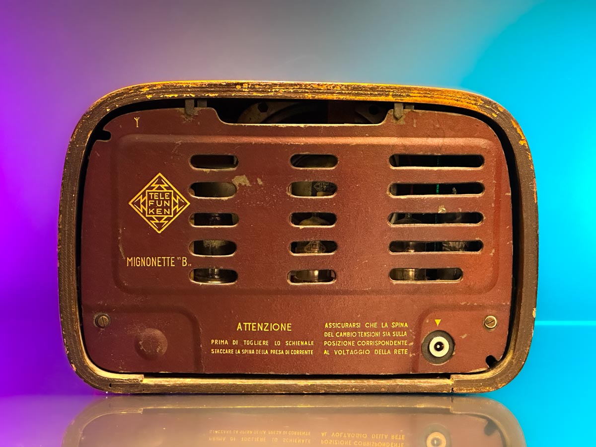 TELEFUNKEN MIGNONETTE B (1953) BLUETOOTH-LAUTSPRECHER