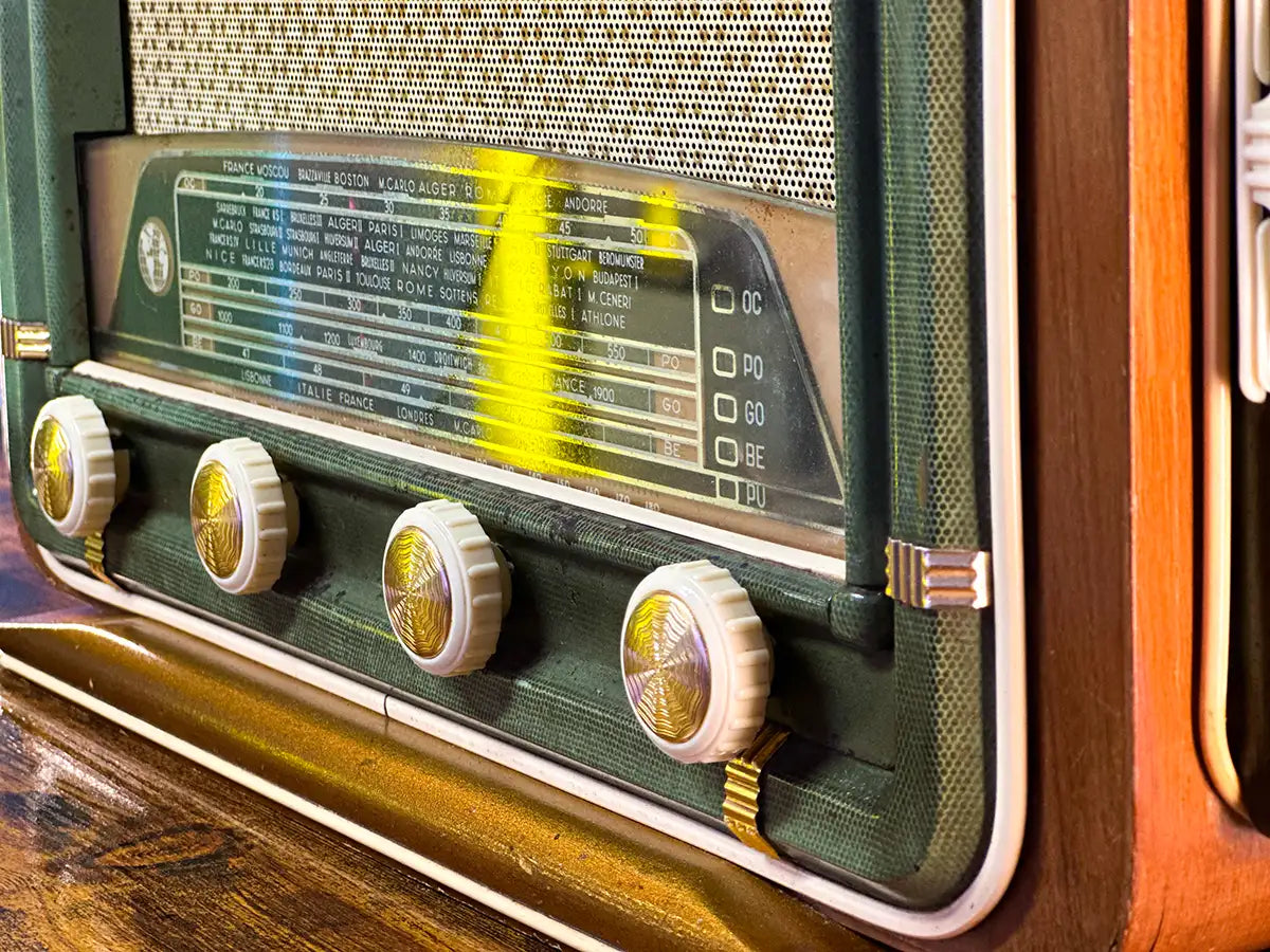 NEW GOLD (1953) BLUETOOTH SPEAKER