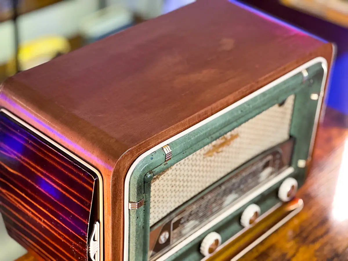NEW GOLD (1953) BLUETOOTH SPEAKER