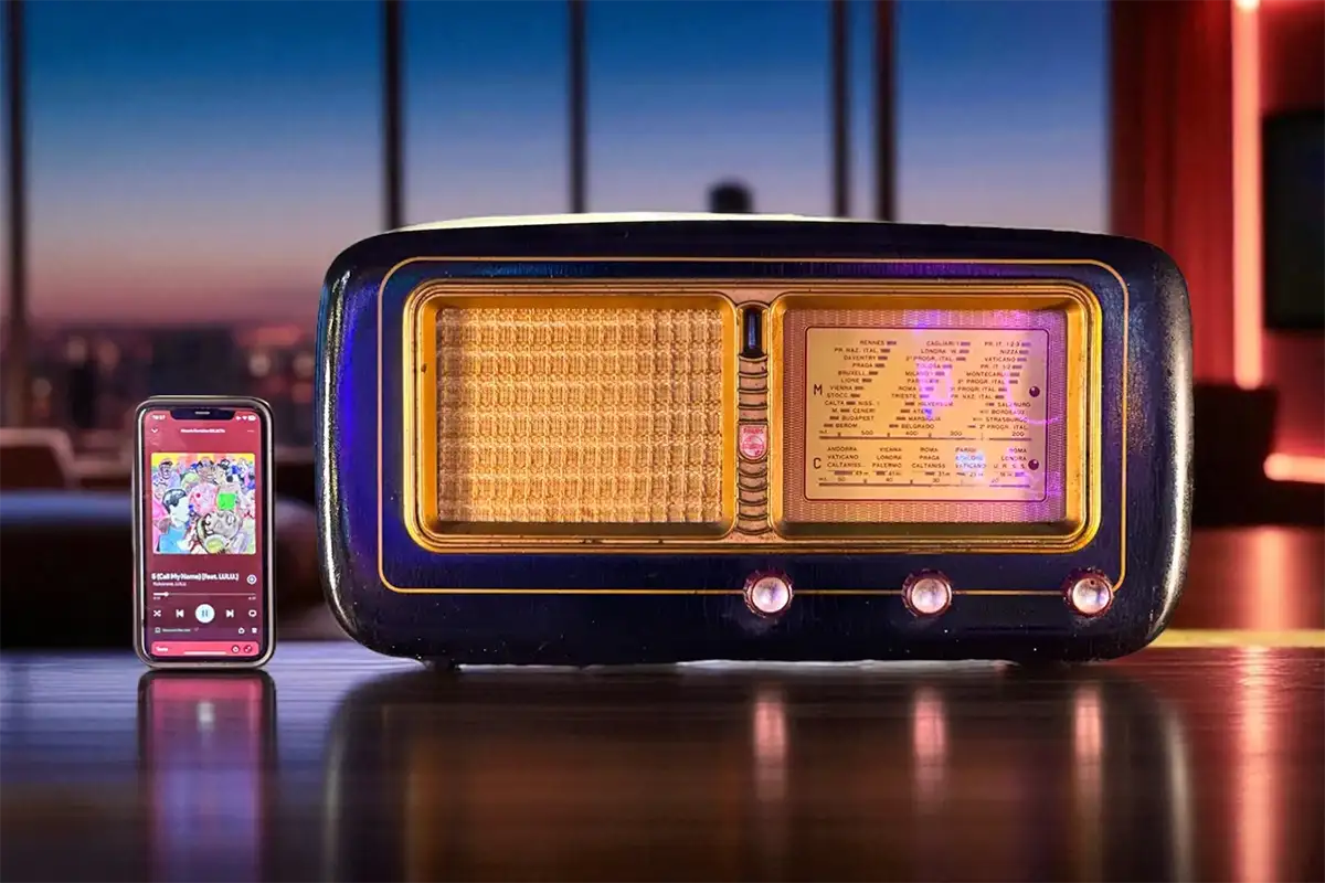 PHILIPS BI252A (1955) BLUETOOTH SPEAKER