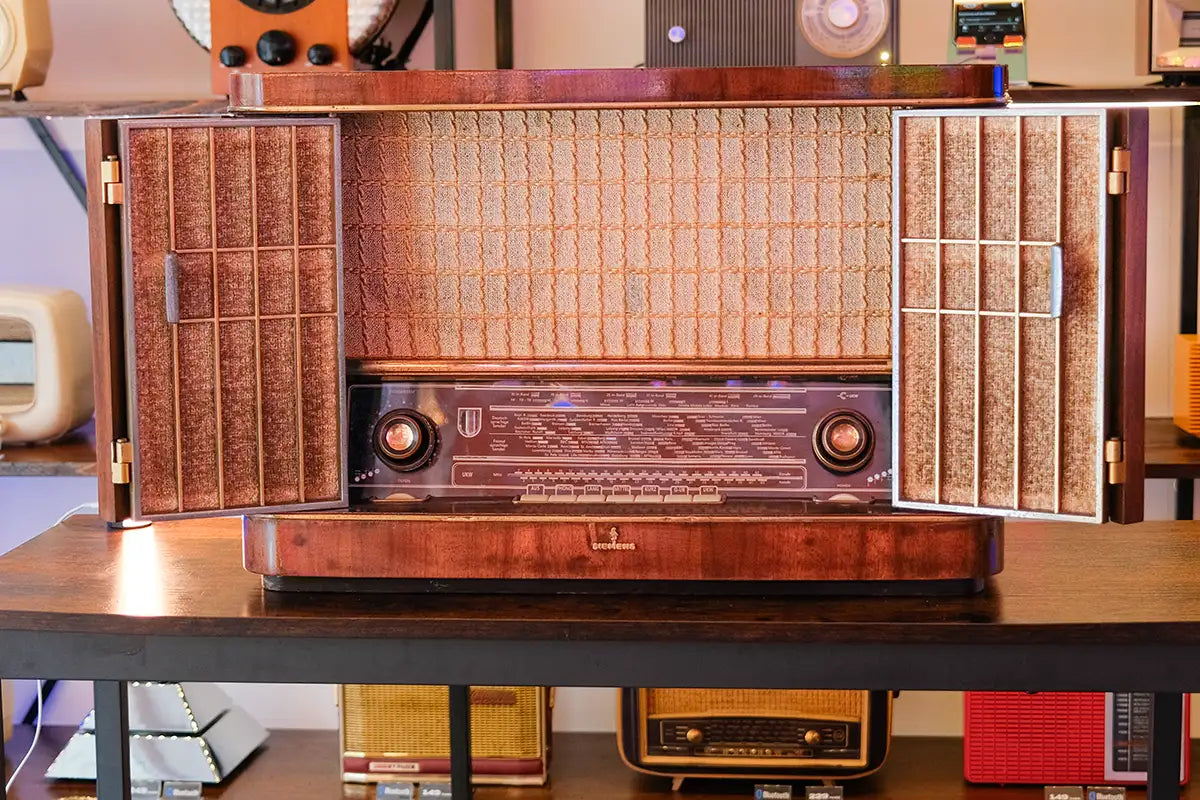 SIEMENS SHATULLE H42 (1954) SPEAKER BLUETOOTH