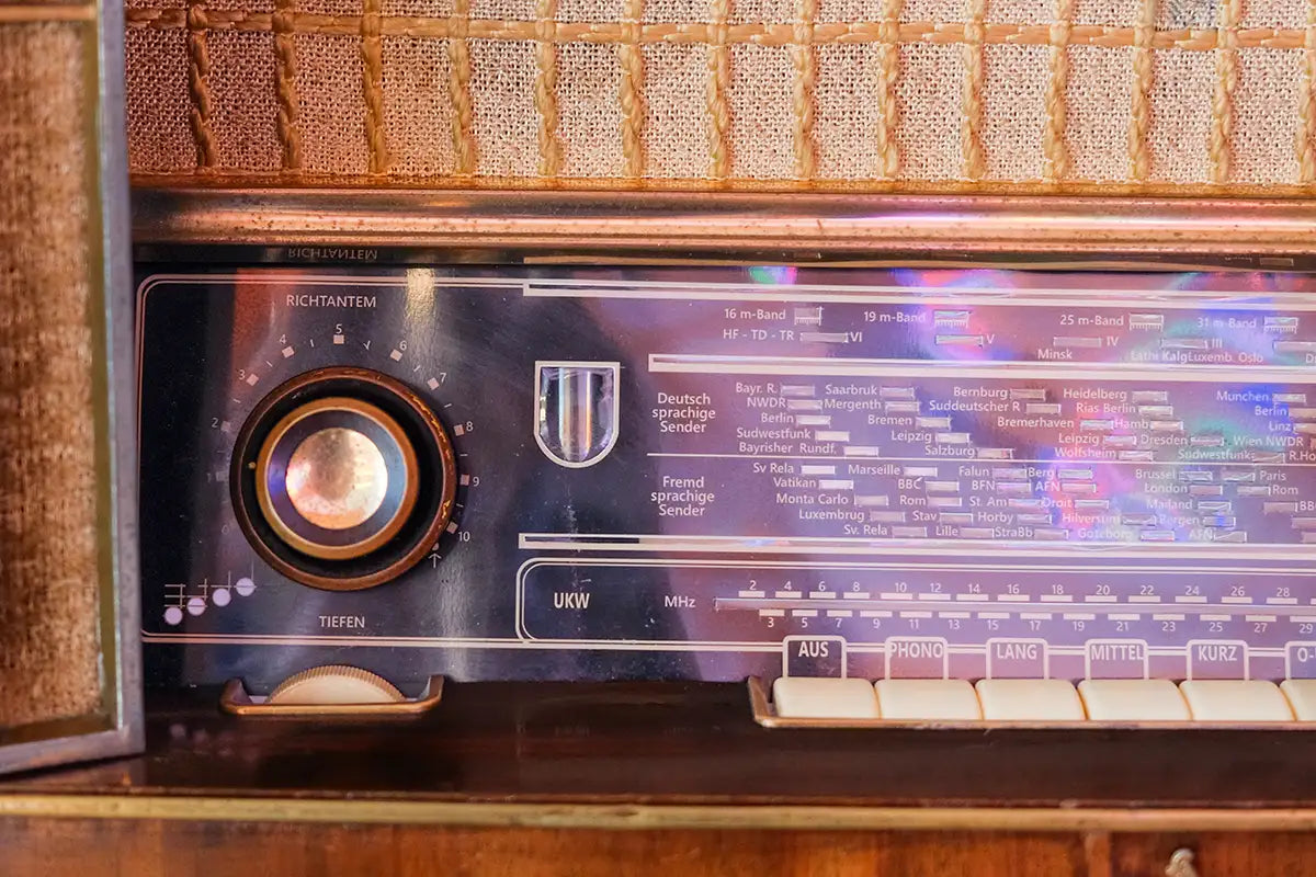 SIEMENS SHATULLE H42 (1954) SPEAKER BLUETOOTH