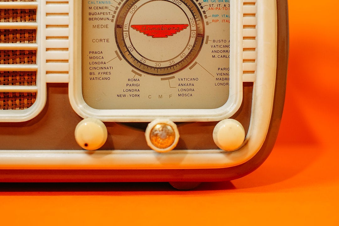 ARMSTRONG BABY TYPE (1956) RADIO VINTAGE BLUETOOTH