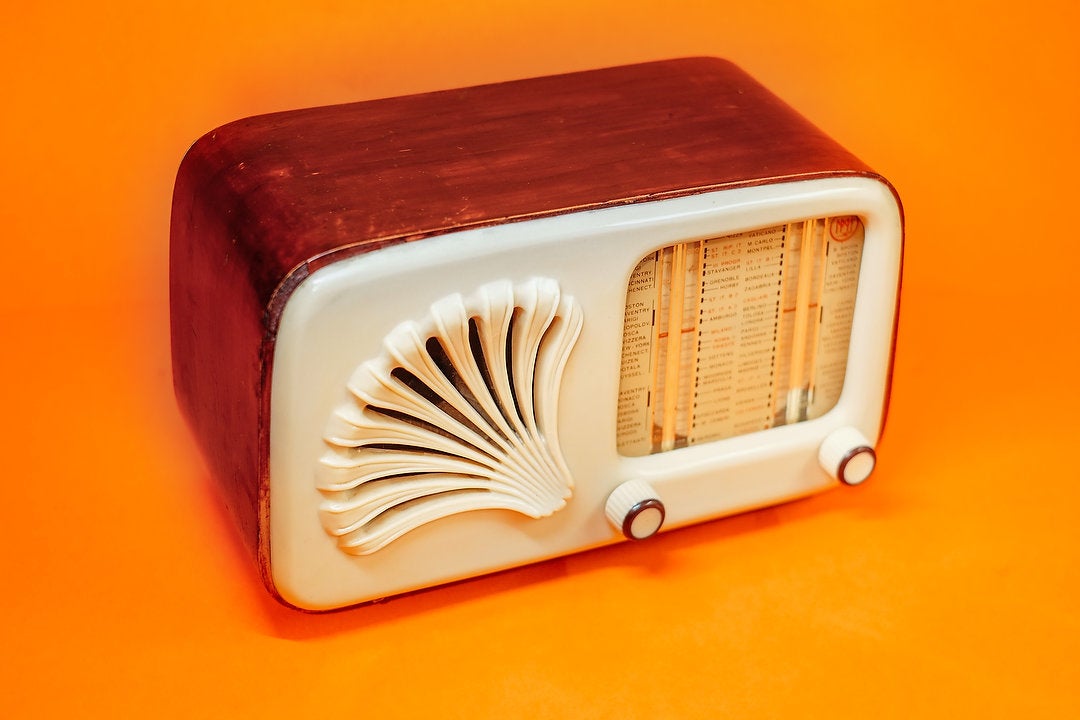 MM SHELL (1948) RADIO D'EPOCA BLUETOOTH – Erwitt