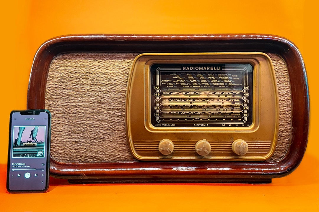 RADIOMARELLI 11A25 (1948) BLUETOOTH SPEAKER