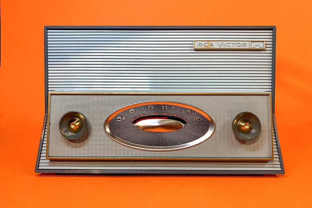 RCA VICTOR 1RA52 (1961) VINTAGE BLUETOOTH RADIO