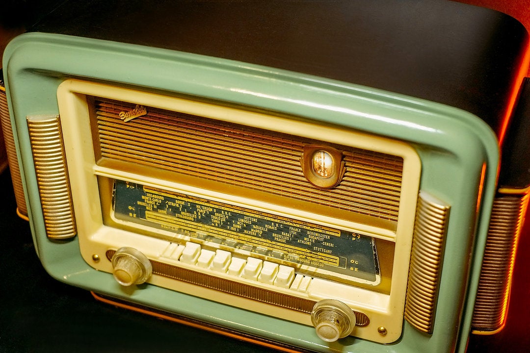 SONOLOR SATURNE 1955 VINTAGE BLUETOOTH RADIO Erwitt Radio sonolor-saturne-1955-vintage-bluetooth-radio-erwitt-radio